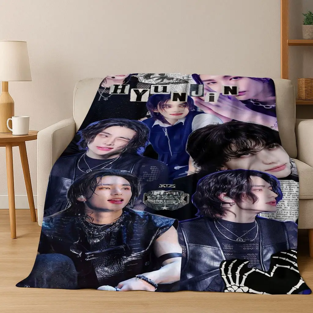 D Hyunjin Solo KPOP Flannel Th - Home Office Cozy avaliação e preço