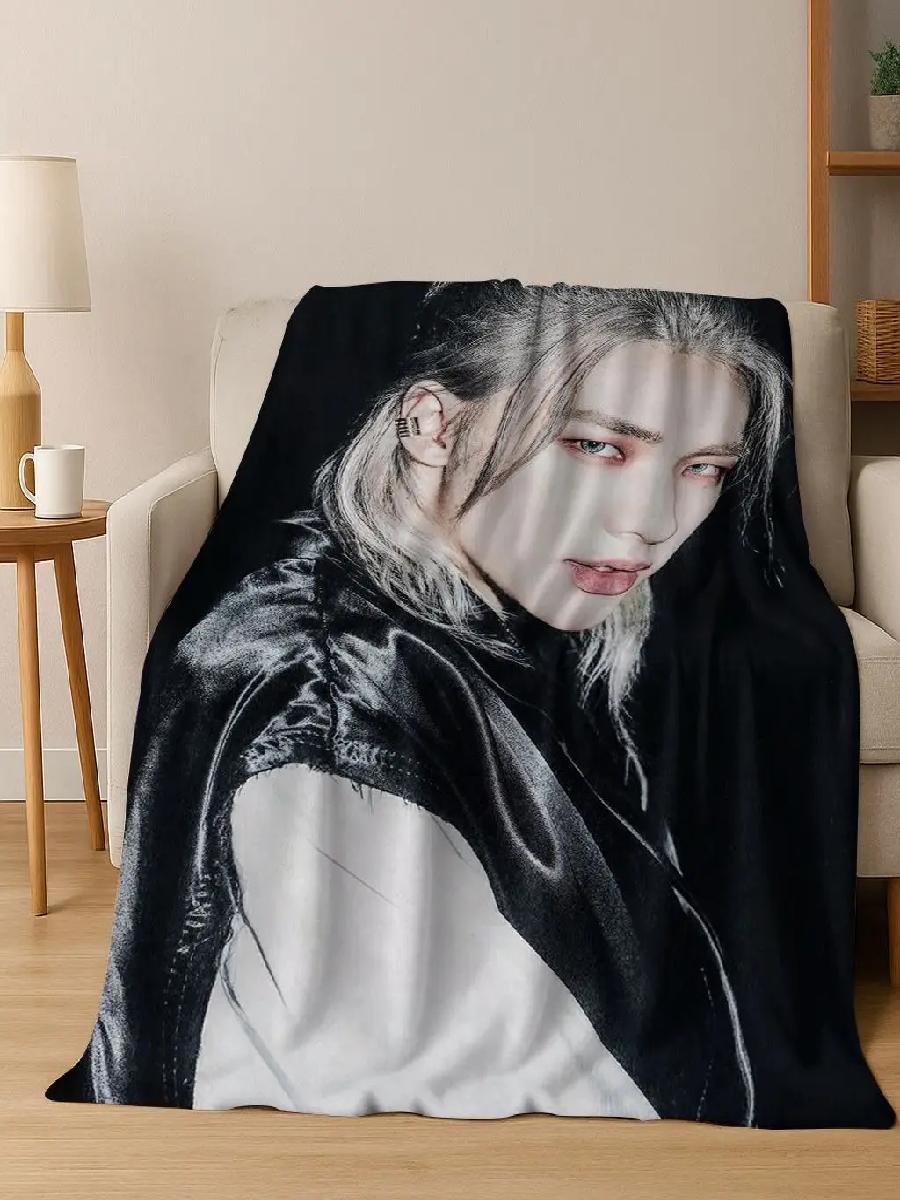 D Hyunjin Solo KPOP Flannel Th - Home Office Cozy avaliação e preço